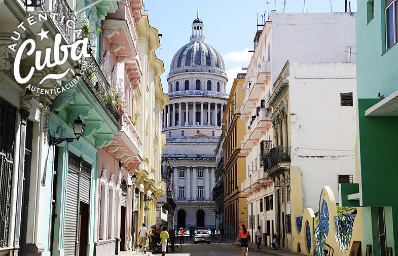 Capitolio,  the  Cuban Capitol  Building.  Photograph from  GoCuba, Cuba's Tourism  Board