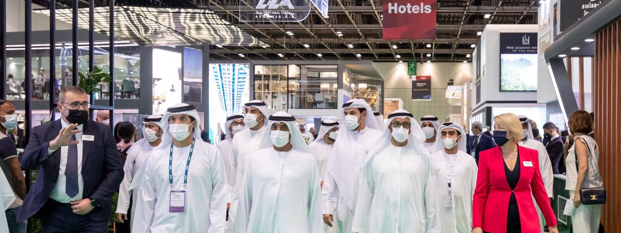 أحمد بن سعيد يفتتح معرض سوق السفر العربي 2022
